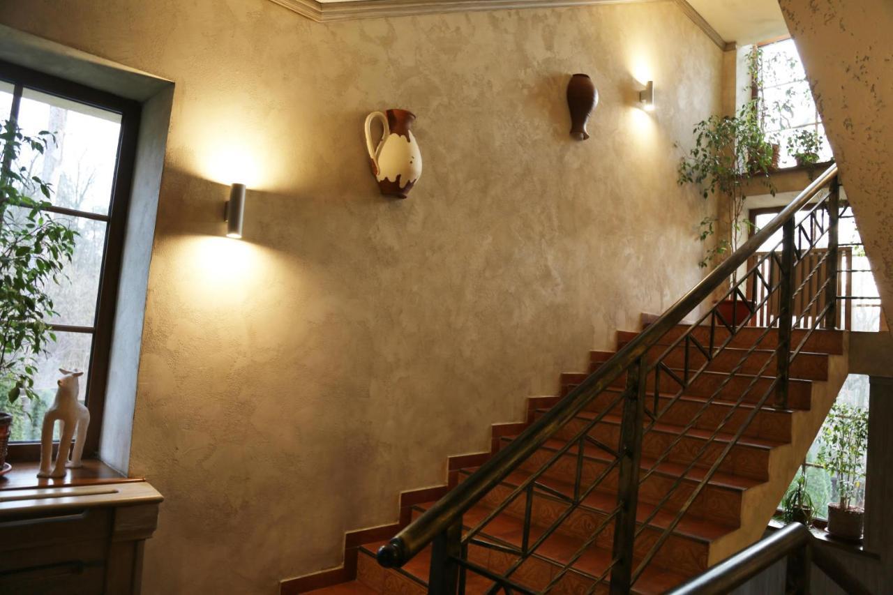 Kolyba House Hotell Kiev Eksteriør bilde